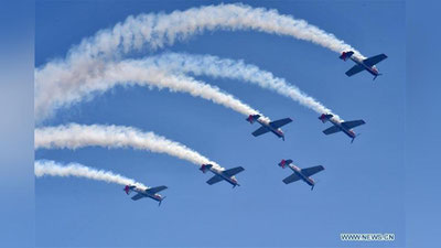 'Хитойда акробатик парвозлар шоуси бўлиб ўтди'ning rasmi