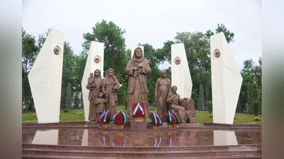 'Ҳайкал ва кутубхона қуриш ишлари бекор қилинмади, фақат кечиктирилди — Тошкент вилояти ҳокимлиги   'ning rasmi