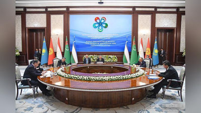 Изрображение 'Шавкат Мирзиёев предложил организовать Инвестиционный форум стран ЦА в Ташкенте'