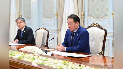 Изрображение 'Руководитель Торгово-промышленной палаты Республики Корея Че Тхэ Вон прибыл в Узбекистан'