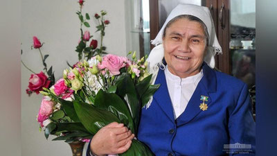 'Ўзбекистон Қаҳрамони Лола Муротова қаттиқ бетоб бўлиб қолди'ning rasmi