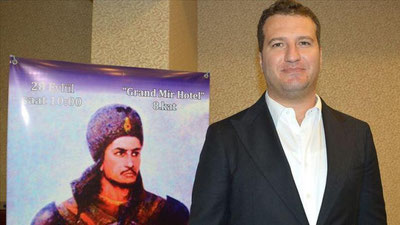 'Mehmet Bo`zdog` O`zbekistonda "Jaloliddin Xorazmshoh" serialini tasvirga olmoqchi'ning rasmi