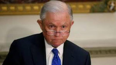 'AQSh prezidenti mamlakat bosh prokurori istefoga chiqarilganini e`lon qildi 'ning rasmi