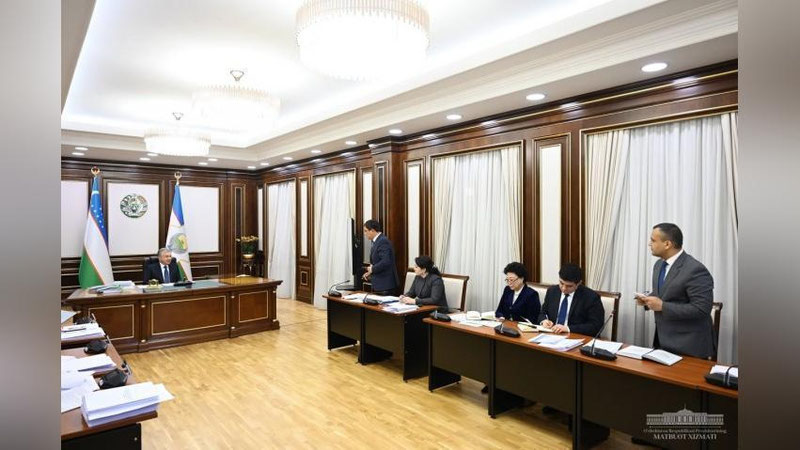 'Prezident maktab ta`limi sifatini yaxshilash bo`yicha takliflarni ko`rib chiqdi'ning rasmi