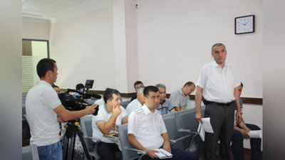 'O‘zLiDeP deputatlari 14 yildan beri noqonuniy faoliyat yuritib kelayotgan “Xorazm avtomobil bozori” masalasini sessiya kun tartibiga olib chiqadi'ning rasmi