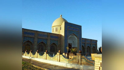 '​Prezident Shavkat Mirziyoev Bahouddin Naqshband majmuasini ziyorat qildi'ning rasmi