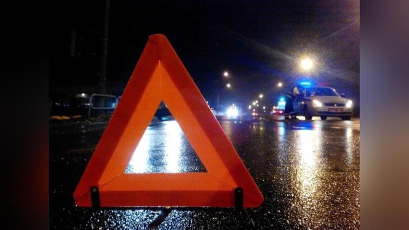 'Jizzaxda avtoyo`l yoritilmagani sabab avtohalokatda 15 yoshli yigit vafot etdi'ning rasmi