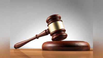 'Effect.uz internet-nashrining sobiq xodimlari bo`yicha sud hukmi o`qildi'ning rasmi