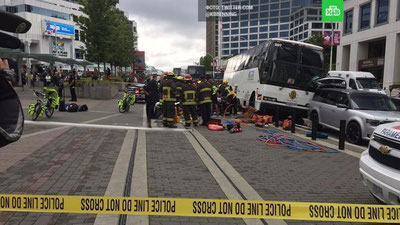 '​ВАНКУВЕРДА ИЧИДА САЙЁҲЛАР БЎЛГАН АВТОБУС ПИЁДАЛАРНИ БОСИБ КЕТДИ'ning rasmi