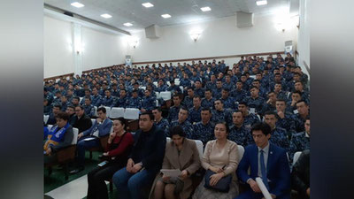 'Saylovchilar bilan Oliy Majlis Qonunchilik palatasiga  nomzod deputatlar uchrashdi'ning rasmi