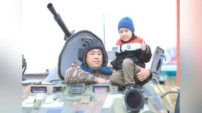 'Yoshlar uchun harbiy qismda "Ochiq eshiklar kuni" bo`lib o`tdi'ning rasmi