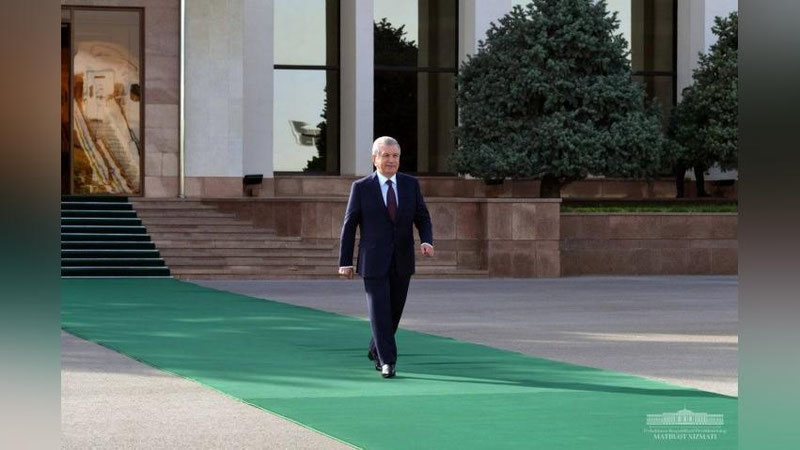 'Президент Самарқандга жўнаб кетди'ning rasmi