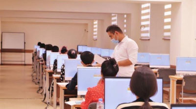 'Fizika fanidan sertifikat berish joriy yildan yo`lga qo`yiladi'ning rasmi