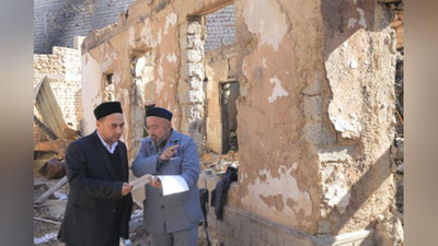 'Uyi butunlay yonib ketgan fuqarolarga ko`mak beriladi'ning rasmi