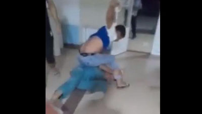 Изрображение 'По факту избиения врача в поликлинике Намангана возбуждено уголовное дело (видео)'