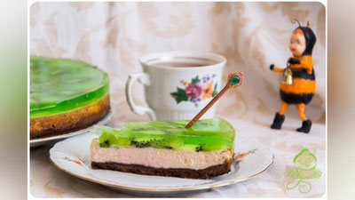 Изрображение 'РЕЦЕПТ ДНЯ: ЧИЗКЕЙК С КИВИ'