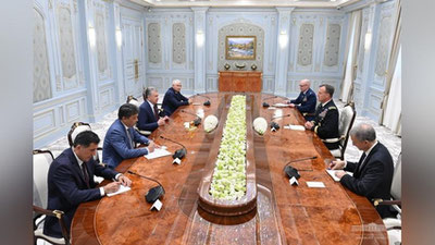 Изрображение 'Президент Узбекистана принял американского генерала'