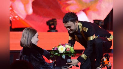 'Шохруҳхоннинг романтик руҳдаги концерти қандай ўтди?'ning rasmi