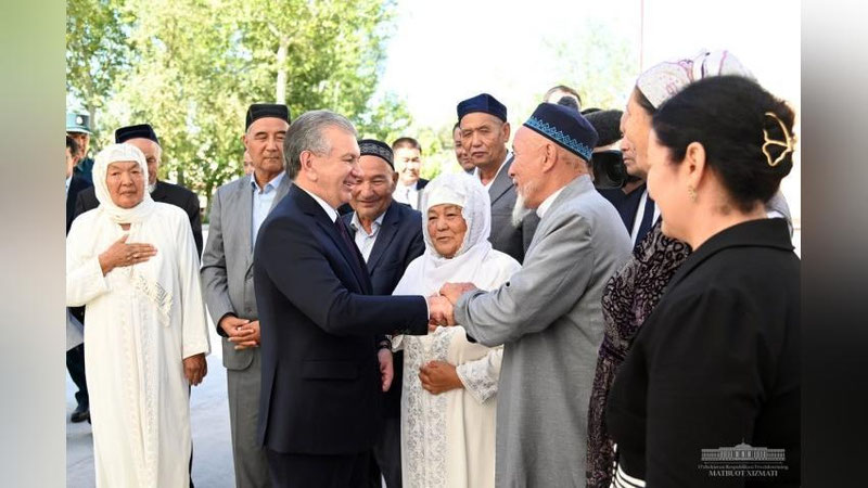 'Prezident Qoraqalpog`istonga tashrifini yakunlab, Toshkentga qaytib keldi'ning rasmi