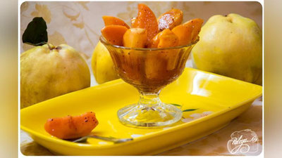 Изрображение 'РЕЦЕПТ ДНЯ: АЙВА ТУШЕНАЯ С МЕДОМ'