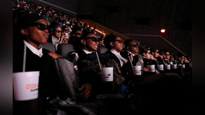 '“Қора пантера” суперқаҳрамонлик фильми рекорд ўрнатди (Фото)'ning rasmi