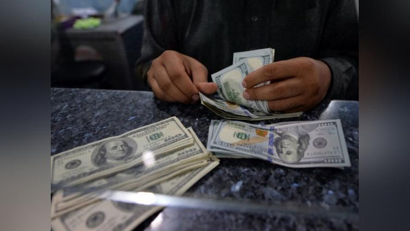 'O`zbekistonda dollarning rasmiy kursi bir necha kunlik  ko`tarilishdan so`ng tushdi'ning rasmi