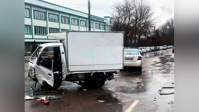 'Toshkentda 3 ta mashina ishtirokida YTH sodir bo`ldi'ning rasmi