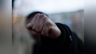 'Namangandagi tungi klubda 21 yoshli yigit 27 yoshli tanishini urib o`ldirib qo`ydi'ning rasmi