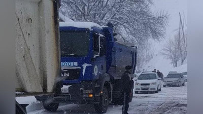 '"Taxtaqoracha" dovoni avtomobillar harakati uchun qayta ochildi'ning rasmi