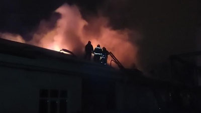 'Navoiy viloyatidagi tekstil korxonasining omborxonasida katta yong`in bo`ldi'ning rasmi