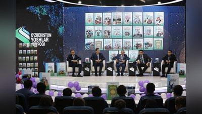 'Respublikadagi 9636 ta maktab va 85 ta oliy ta`lim muassasalariga 470 ming dona kitoblar bepul tarqatiladi.'ning rasmi