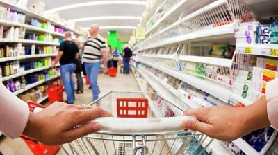 'Попкорн, пиёз, салат барги...  Ғарбда айрим маҳсулотлар етишмовчилиги кузатилмоқда'ning rasmi