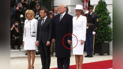 'Дональд Трамп рафиқасининг қўлини ушлашга урингани кулгига сабаб бўлди (видео)'ning rasmi