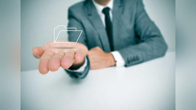 Изрображение 'КОГДА ​БУМАЖНЫЕ ТРУДОВЫЕ КНИЖКИ ЗАМЕНЯТ НА ЭЛЕКТРОННЫЕ?'