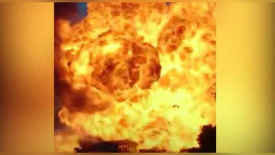 Изрображение 'В Новосибирске взорвалась газовая заправка: эпичное видео'