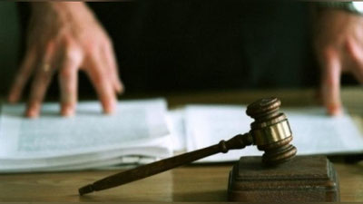 Изрображение 'Трое нарушителей правил карантина приговорены к тюремным срокам'