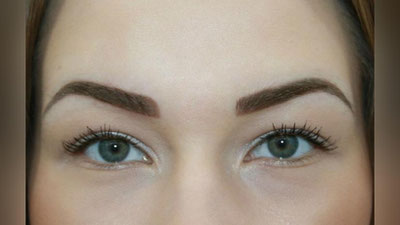 Изрображение 'КРАСИВЫЕ БРОВИ НАДОЛГО:  ЧТО НАДО ЗНАТЬ О ТАТУАЖЕ И РАСТУШЕВКЕ?'