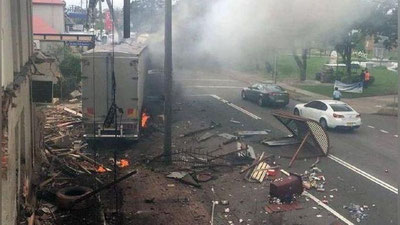 Изрображение 'УГОНЩИК ПРЕВРАТИЛ АВСТРАЛИЙСКИЙ ГОРОДОК В ЗОНУ БОЕВЫХ ДЕЙСТВИЙ (ВИДЕО)'