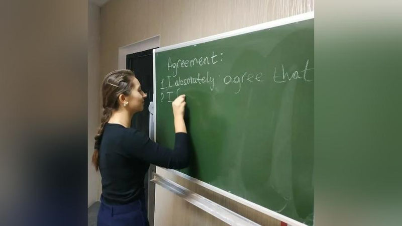 Изрображение 'В Узбекистане введут творческий экзамен по иностранному языку'