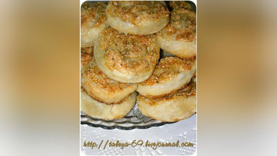 Изрображение 'РЕЦЕПТ ДНЯ: РУЛЕТЫ ИЗ СЛОЕНОГО ТЕСТА С КУРИНЫМ ФИЛЕ'