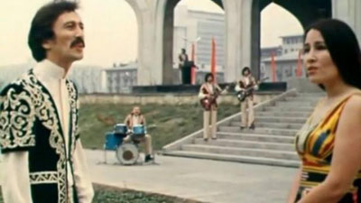 '​“Ялла”нинг собиқ яккахони Чиғатой қабристонига дафн этилди'ning rasmi