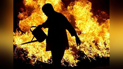 Изрображение 'НЕПУТЕВЫЙ СЫН ВМЕСТО БЛАГОДАРНОСТИ ПОДЖЕГ СВОИХ РОДИТЕЛЕЙ'