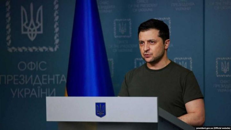 Изрображение 'Владимир Зеленский ввел безвизовый режим для иностранцев, желающих оборонять Украину'