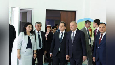 'Ana maktab-u, mana sharoit: Sherzod Shermatov va Jahongir Ortiqxo`jaev Sergelida har biri 1680 o`ringa mo`ljallangan 2 ta yangi maktabni ochib berishdi (foto)'ning rasmi