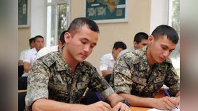 'Harbiylarga OTMga kirish uchun tavsiyanomalar berish tartibi belgilanmoqda'ning rasmi