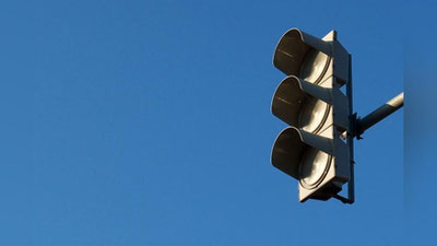 Изрображение 'ГУВД Ташкента призвало к бдительности водителей из-за неработающих светофоров'