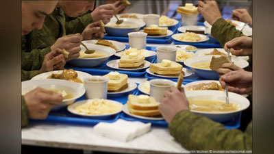 Изрображение '​КАКИЕ ПЕРЕМЕНЫ ОЖИДАЮТСЯ В ОРГАНИЗАЦИИ ПИТАНИЯ СОЛДАТ?'