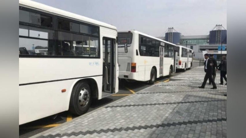 'Talabalar shaharchasidan viloyatlarga avtobuslar qo`yildi'ning rasmi