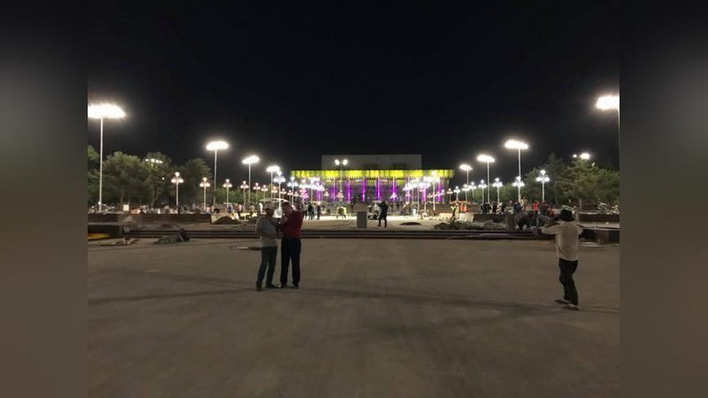 Изрображение 'ХОКИМИЯТ АНОНСИРОВАЛ СЮРПРИЗ НА ПЛОЩАДИ ДРУЖБЫ НАРОДОВ (ФОТО, ВИДЕО)'