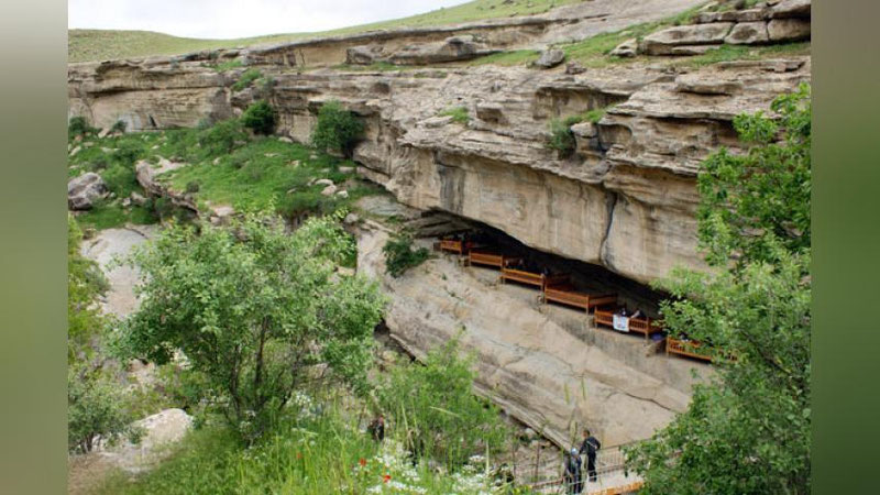 'Сурхондарё вилоятида туризм соҳасини ривожлантириш бўйича Ҳукумат қарори қабул қилинди'ning rasmi